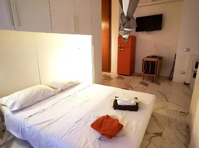 Rouge - 10 Min From Vatican *